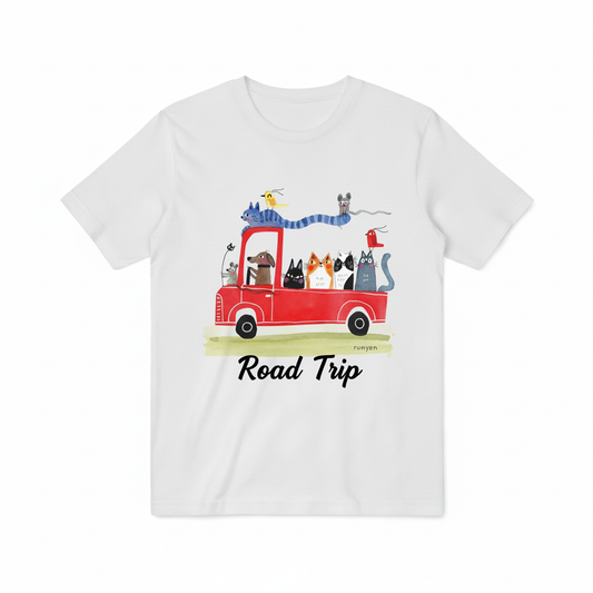 Cute Cats and Dogs Road Trip Adventure Graphic T-Shirt T3027